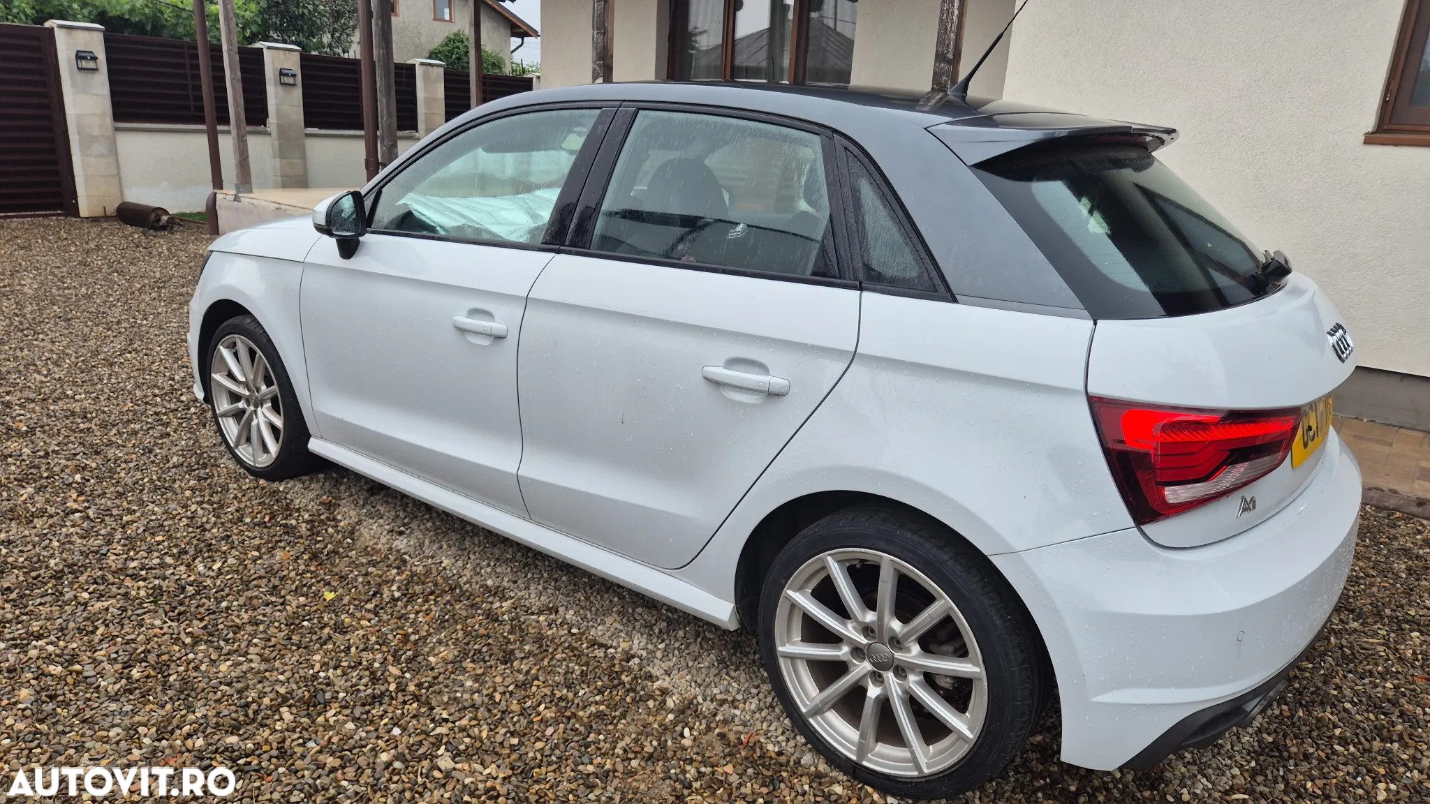Audi A1 1.4 TFSI Sportback S tronic sport - 4