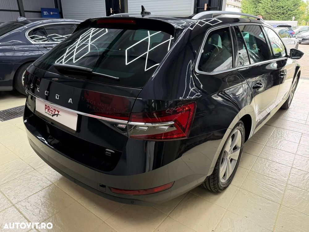Skoda Superb 2.0 TDI DSG Ambition - 6