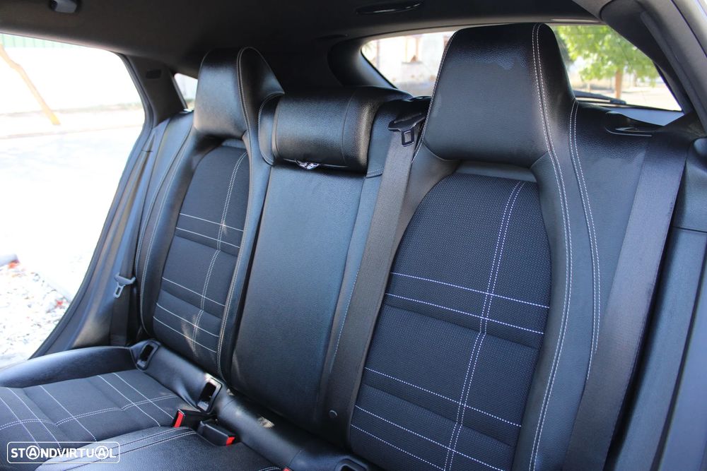 Mercedes-Benz CLA 200 d Shooting Brake Urban - 22