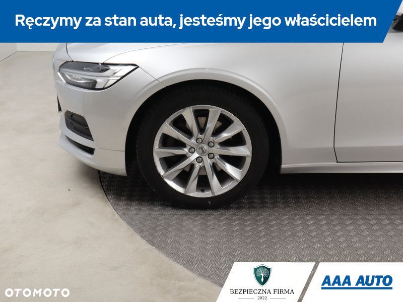 Volvo S90 - 17