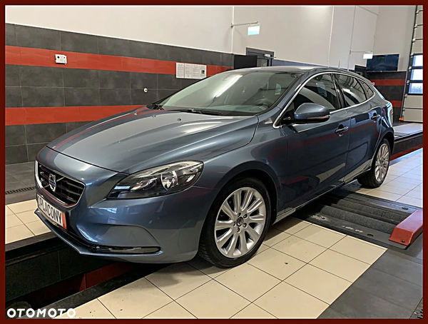 Volvo V40 CC D2 Momentum