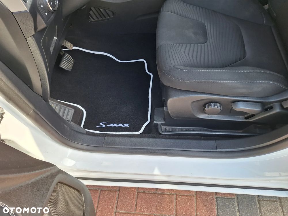 Ford S-Max 2.0 TDCi Titanium PowerShift - 15