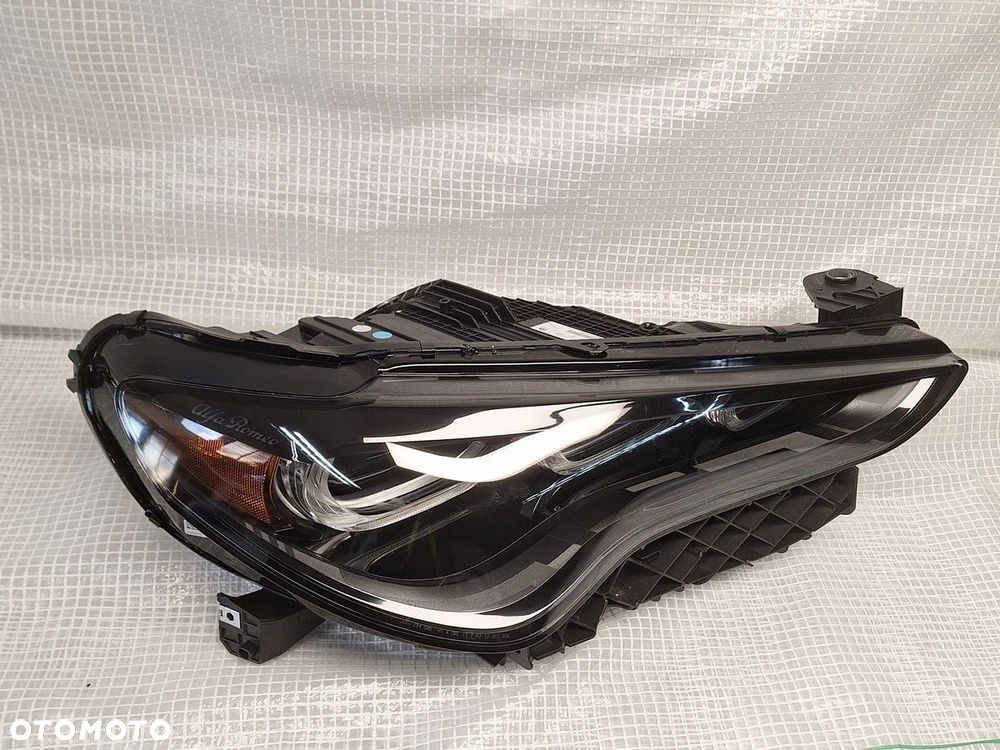 alfa romeo stelvio lift 2020- full led usa lampa prawa orginal nowa  alfa