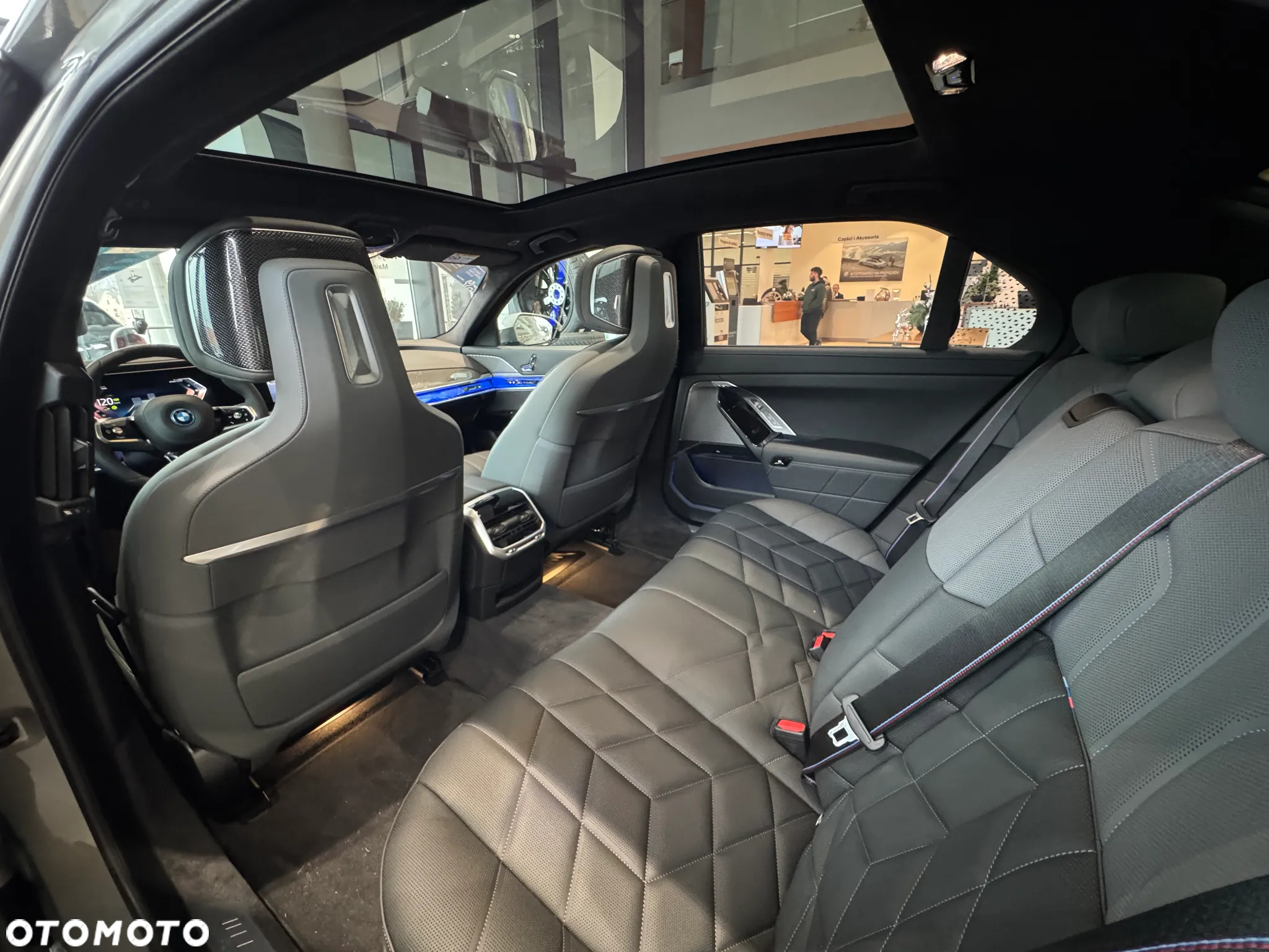 BMW i7 xDrive60 - 22
