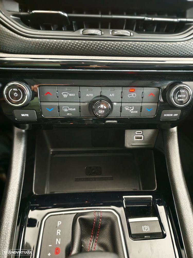 Jeep Compass 1.3 TG Trailhawk - 11