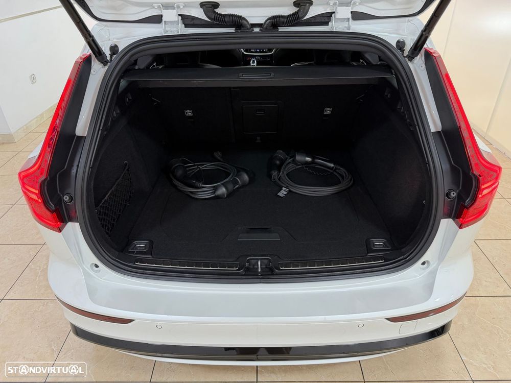 Volvo V60 2.0 T8 AWD TE Plus Dark - 15