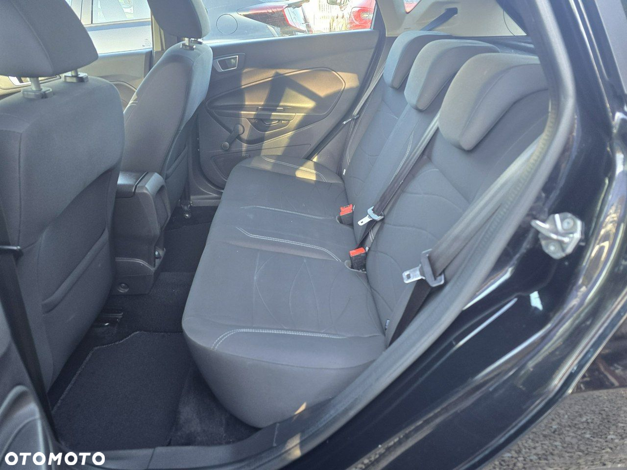 Ford Fiesta 1.0 EcoBoost Gold X - 12