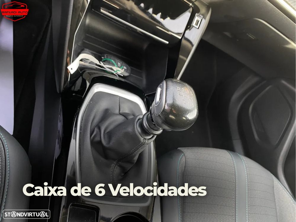 Peugeot 2008 1.2 PureTech Allure - 29