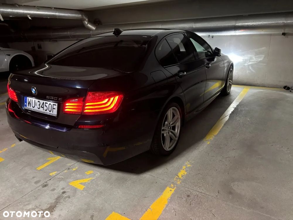 BMW Seria 5 530d xDrive - 23