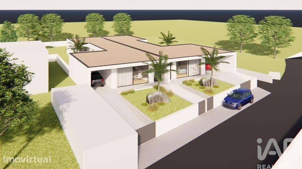 Casa T3 em Alvarães de 146,00 m2 - Grande imagem: 2/7