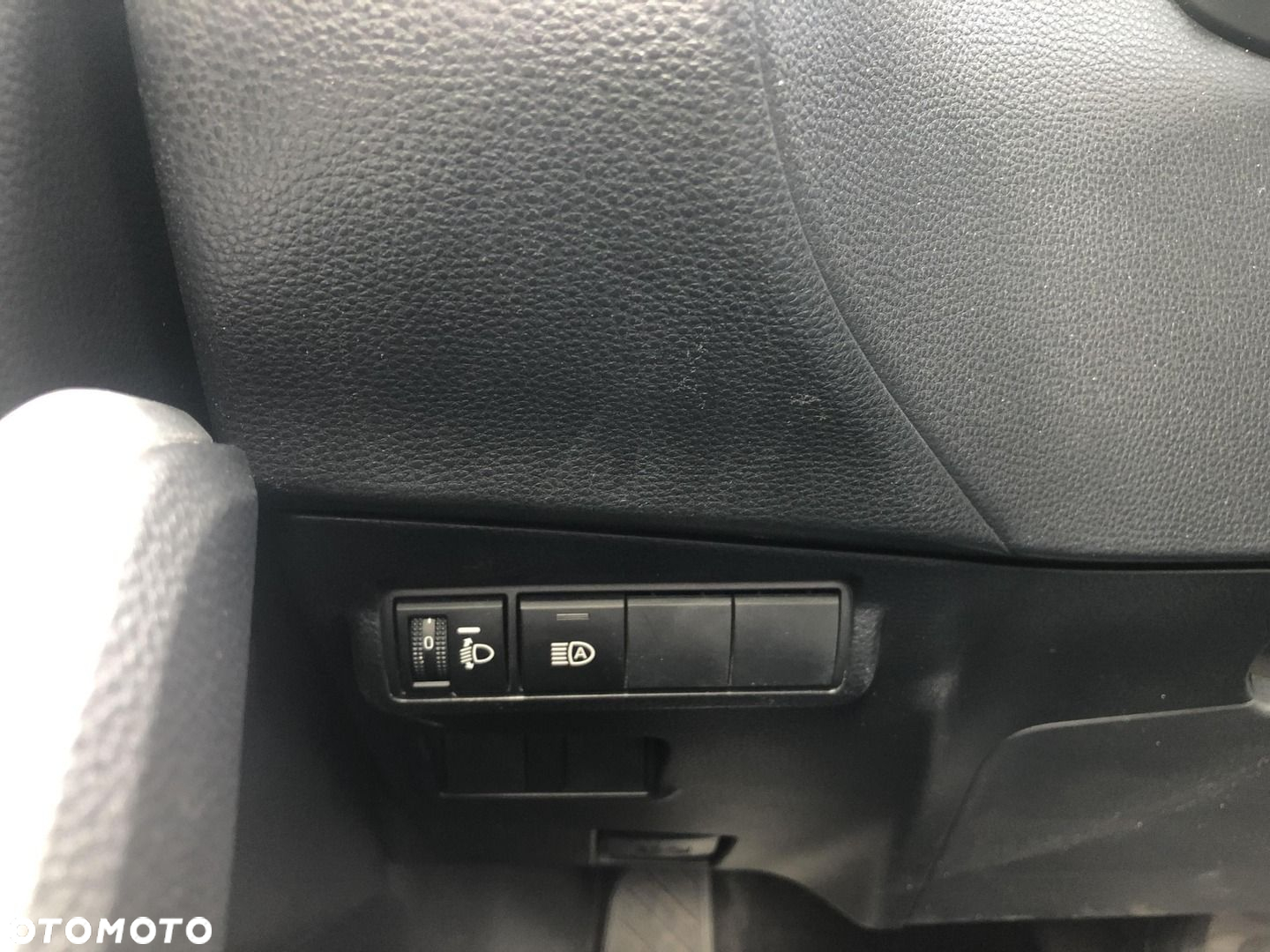 Toyota Corolla Cross 2.0 Hybrid Comfort - 21