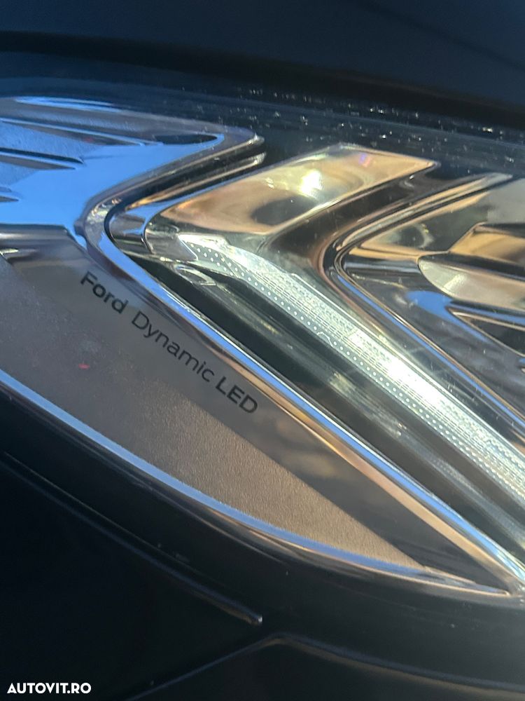 Ford Mondeo 2.0 HEV Vignale - 10