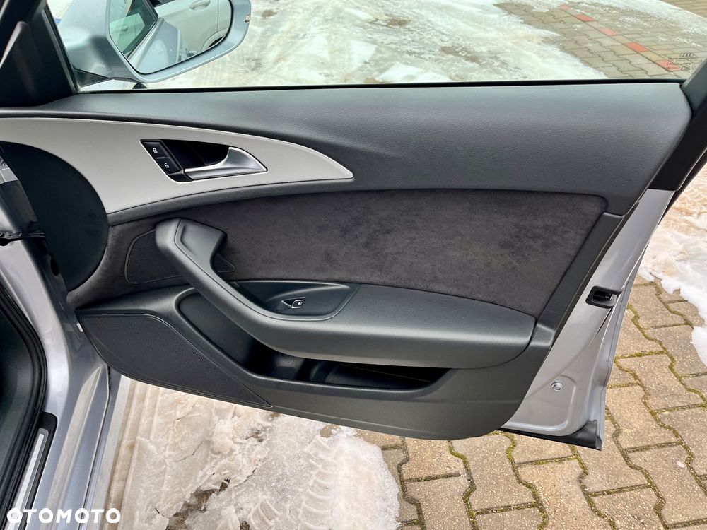 Audi A6 Avant 2.0 TDI Ultra S tronic - 22