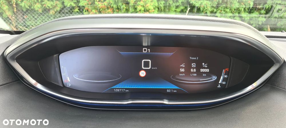 Peugeot 3008 1.5 BlueHDi Allure S&S EAT8 - 27