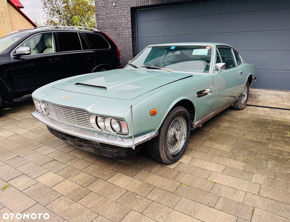 Aston Martin DBS - 5