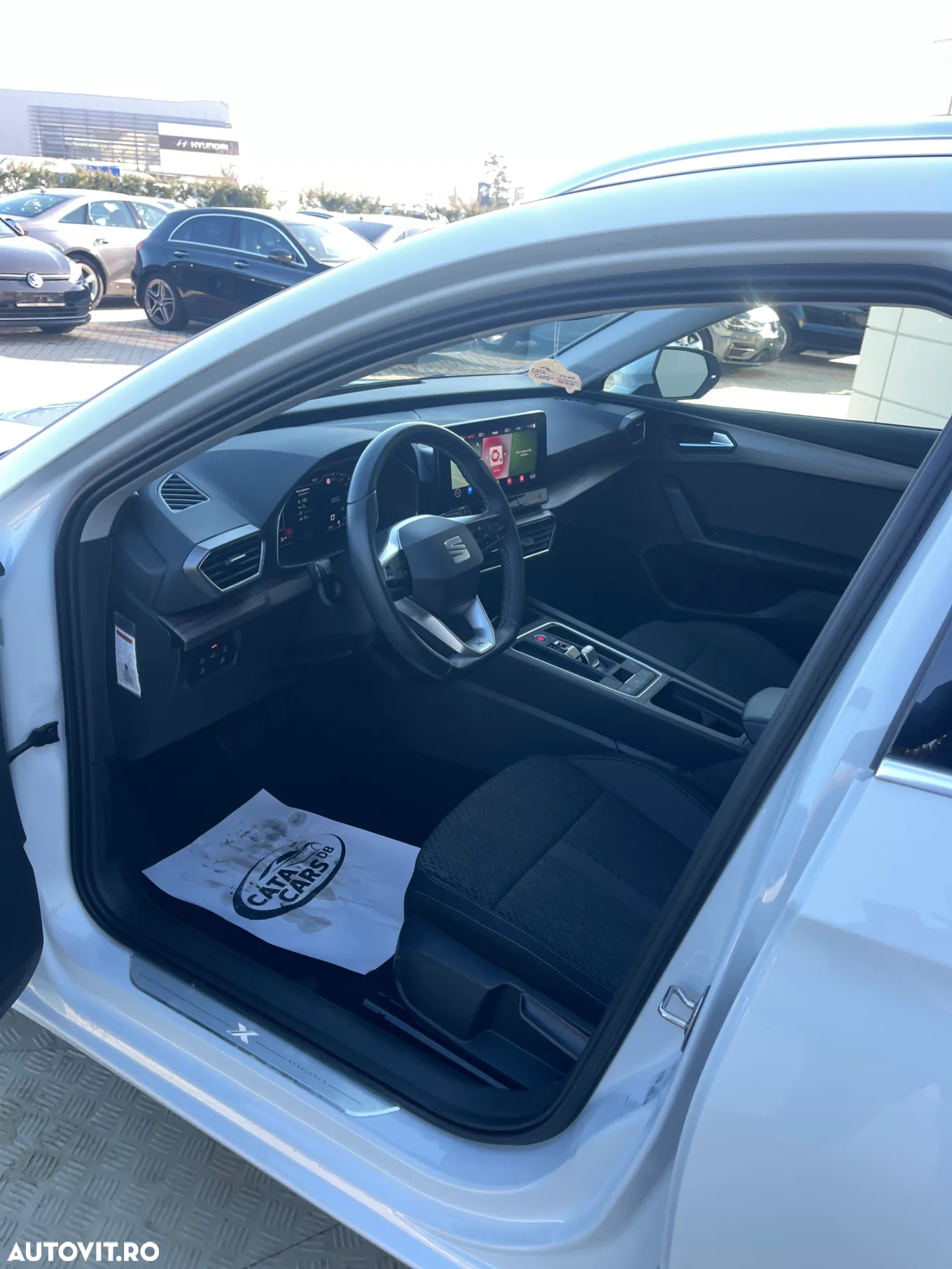 Seat Leon ST 2.0 TDI Start&Stop DSG Xcellence - 28