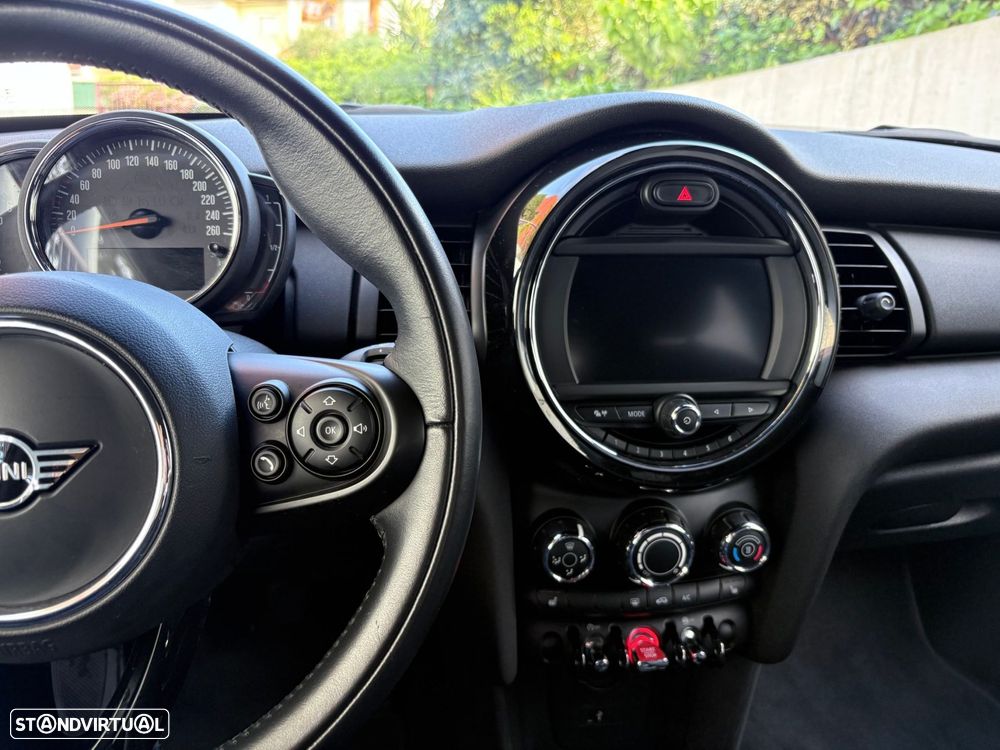 MINI 3 Portas One - 36