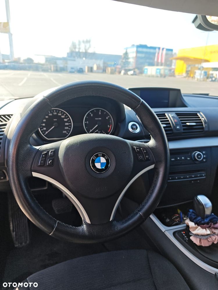 BMW Seria 1 118d - 10