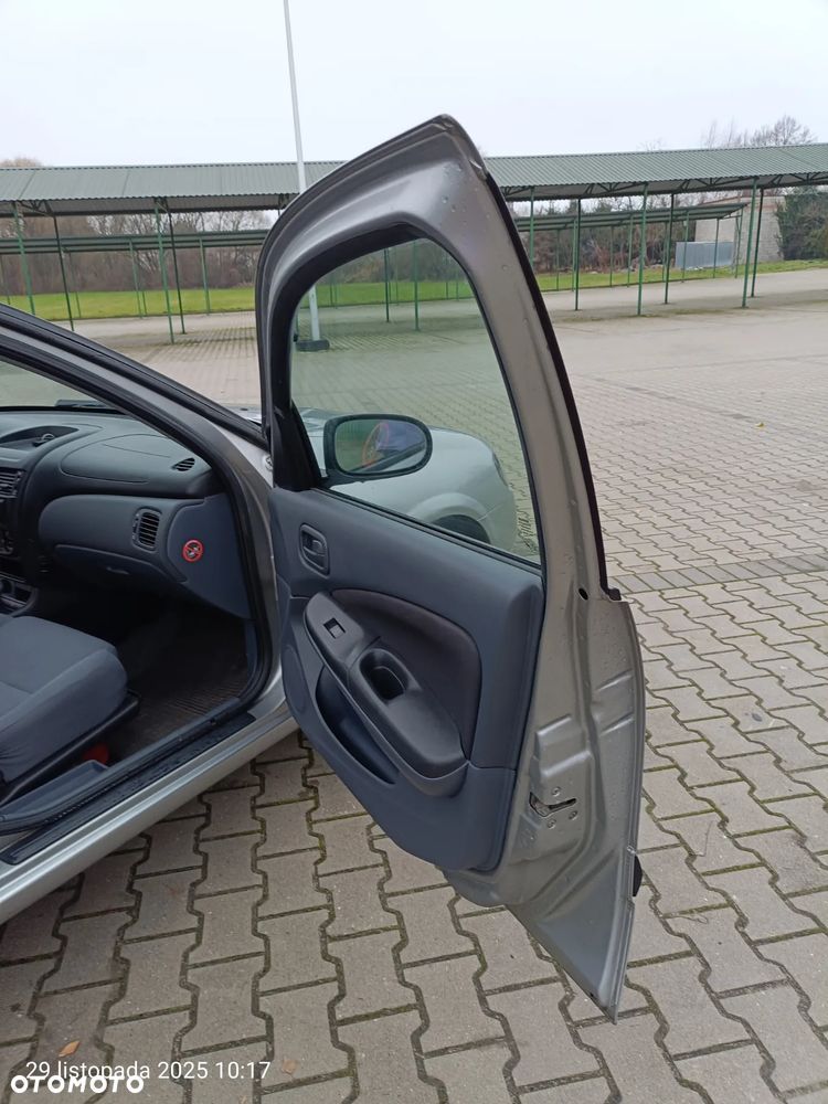 Nissan Almera 1.5 acenta - 10