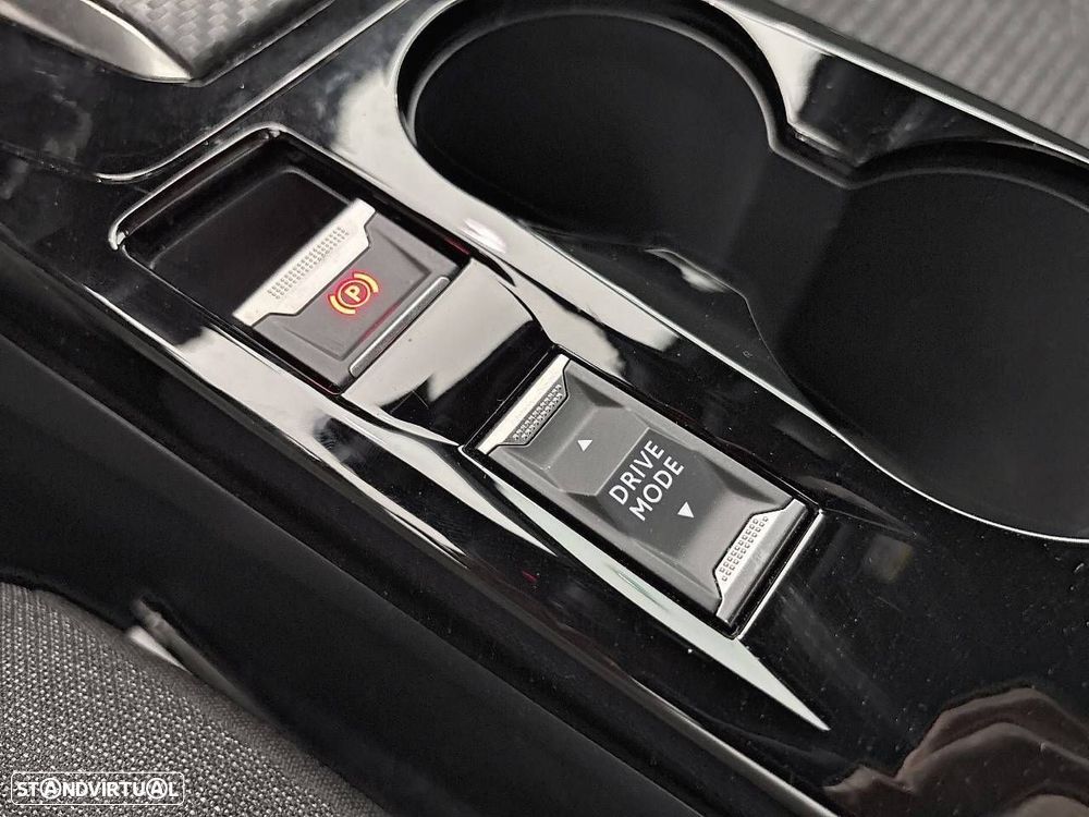 Peugeot e-2008 54 kWh Style - 20