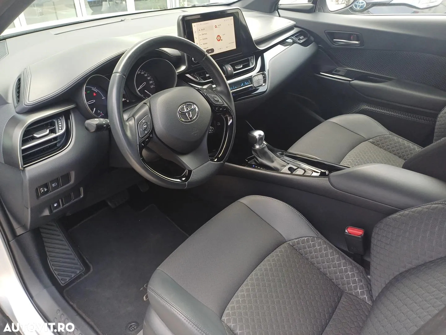 Toyota C-HR 1.8 HSD 122 CP 4x2 CVT C-ult Style bi-tone - 11