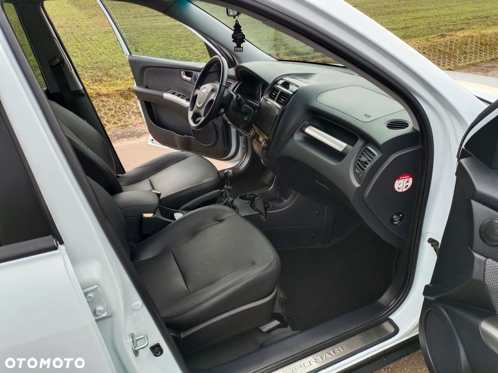 Kia Sportage - 12
