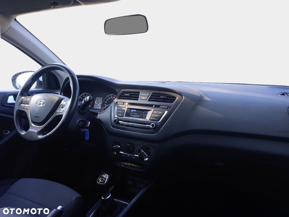 Hyundai i20 1.4 Comfort - 28