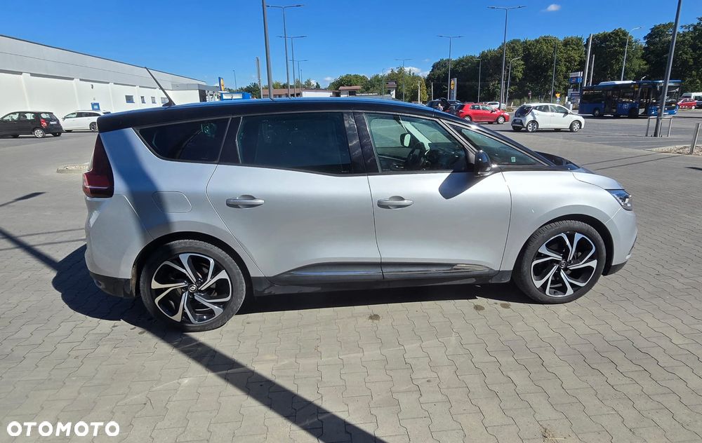 Renault Scenic - 5