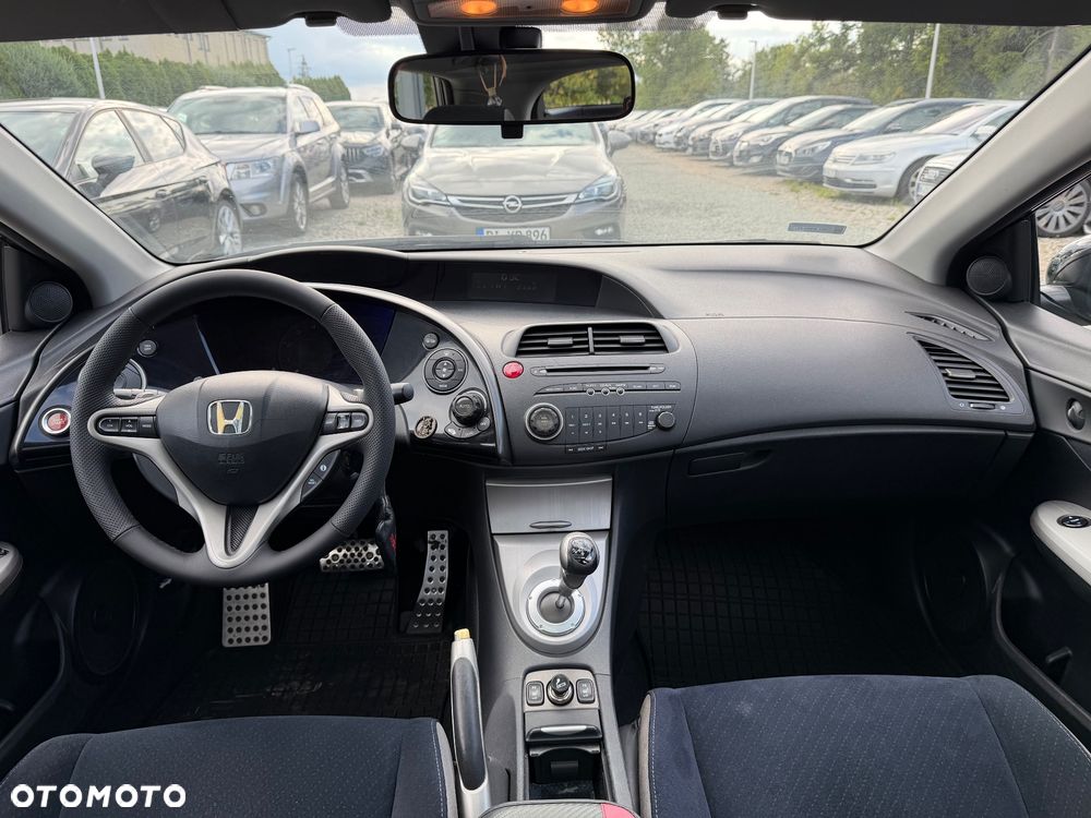 Honda Civic 1.8i-VTEC Automatik Comfort - 25