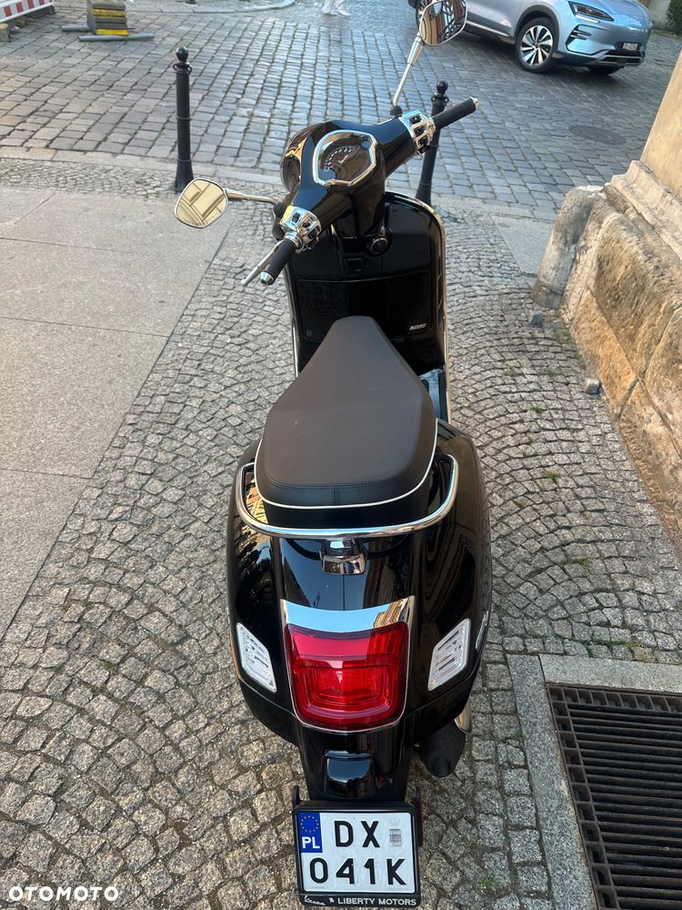 Piaggio Vespa - 2