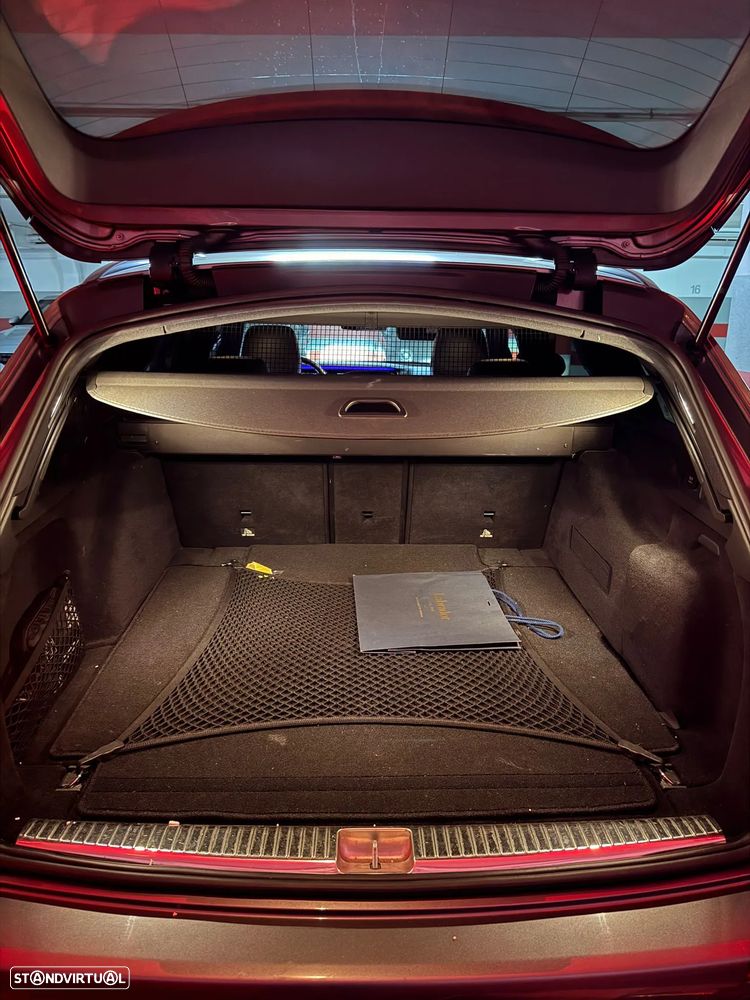 Mercedes-Benz E 220 d AMG - 5