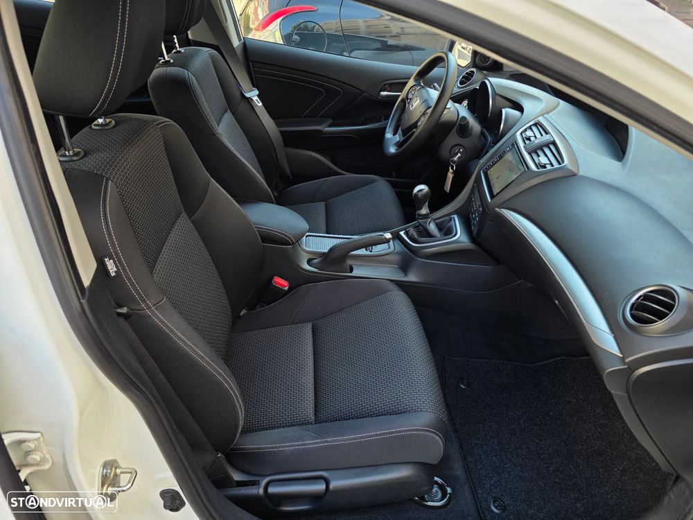 Honda Civic Tourer 1.6 i-DTEC Elegance Connect Navi - 48