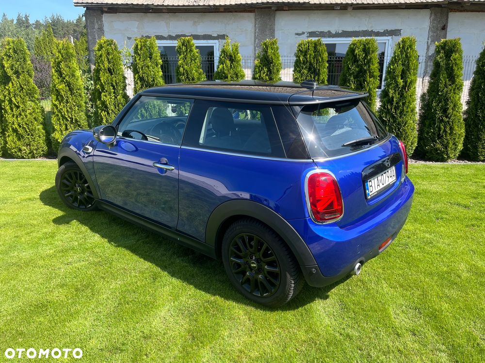 MINI Cooper Standard - 4