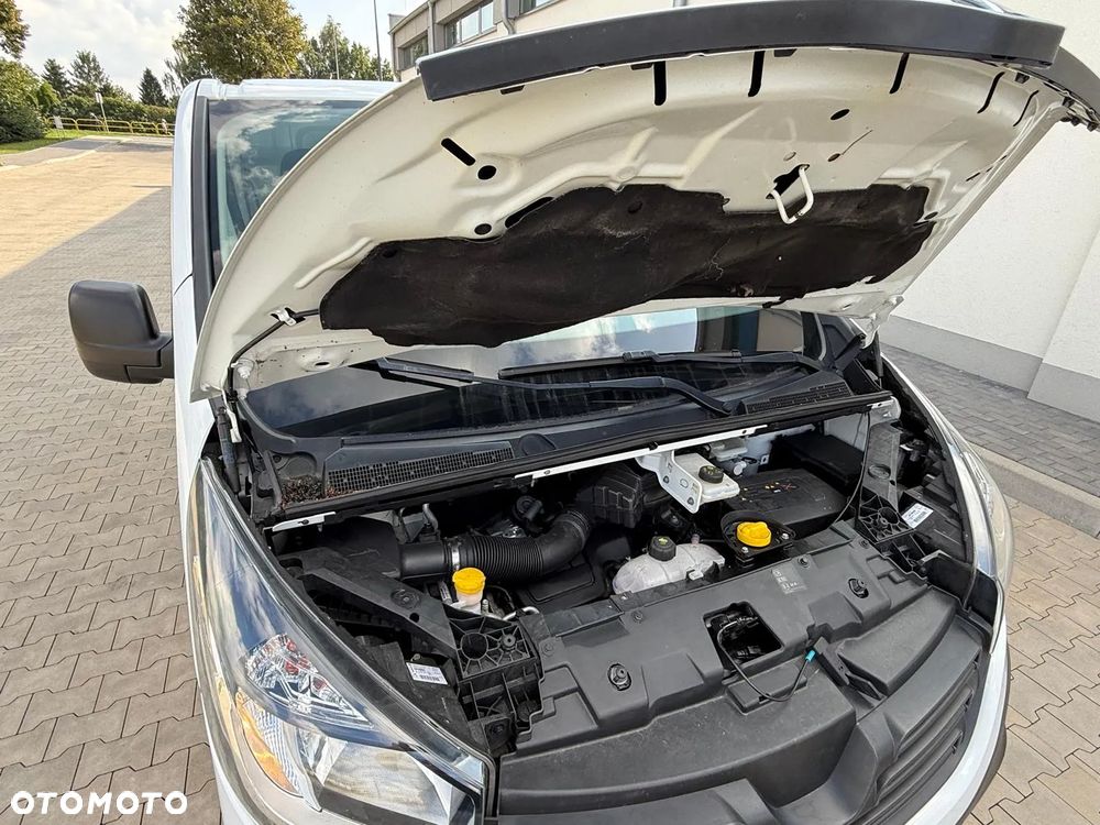 Renault Trafic - 34
