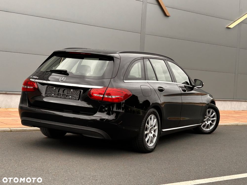 Mercedes-Benz Klasa C 200 d T 9G-TRONIC Exclusive - 6