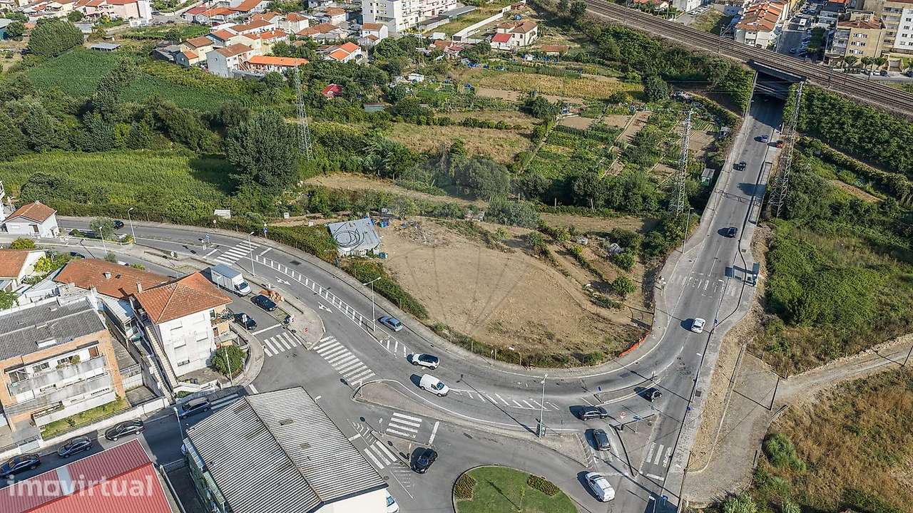 Terreno  para venda - Grande imagem: 2/16