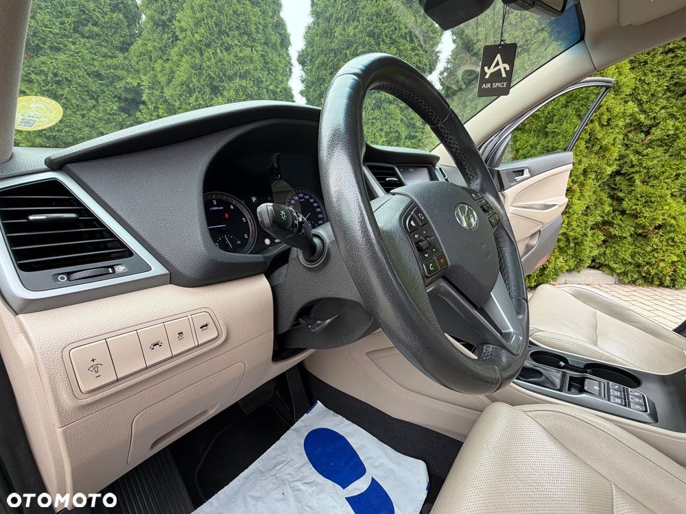 Hyundai Tucson blue 1.7 CRDi 2WD DCT Premium - 34