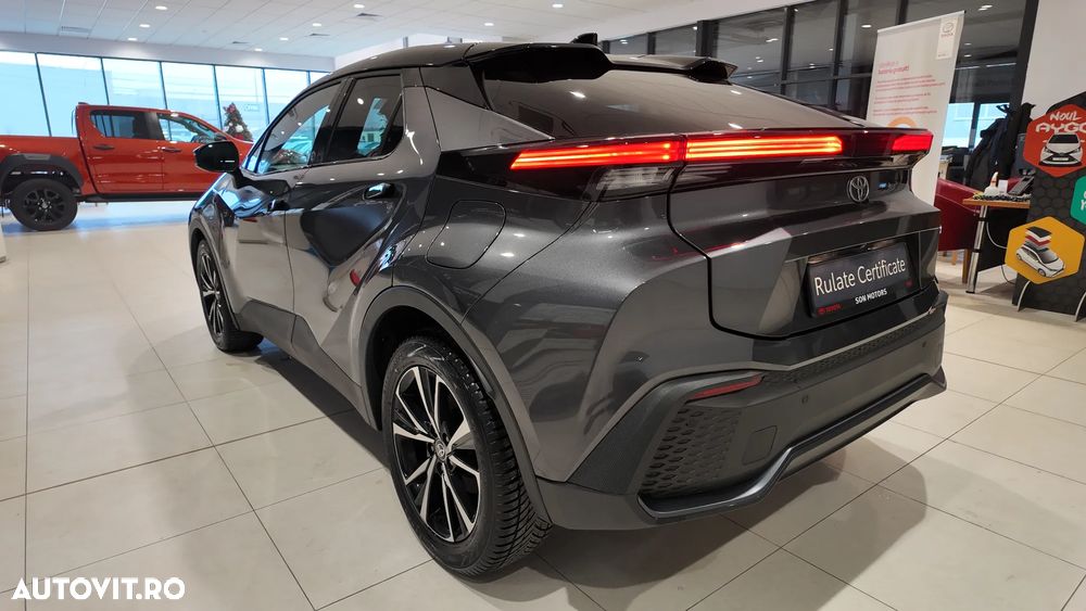 Toyota C-HR 1.8 Hybrid Team Deutschland - 5