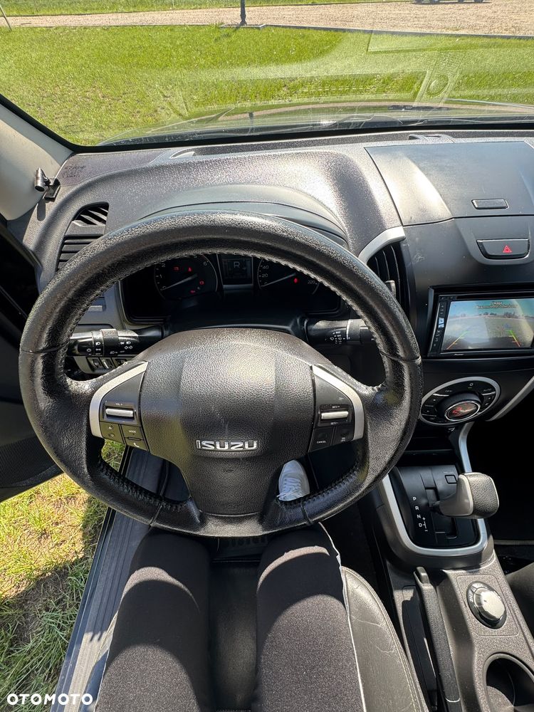 Isuzu D-Max - 9