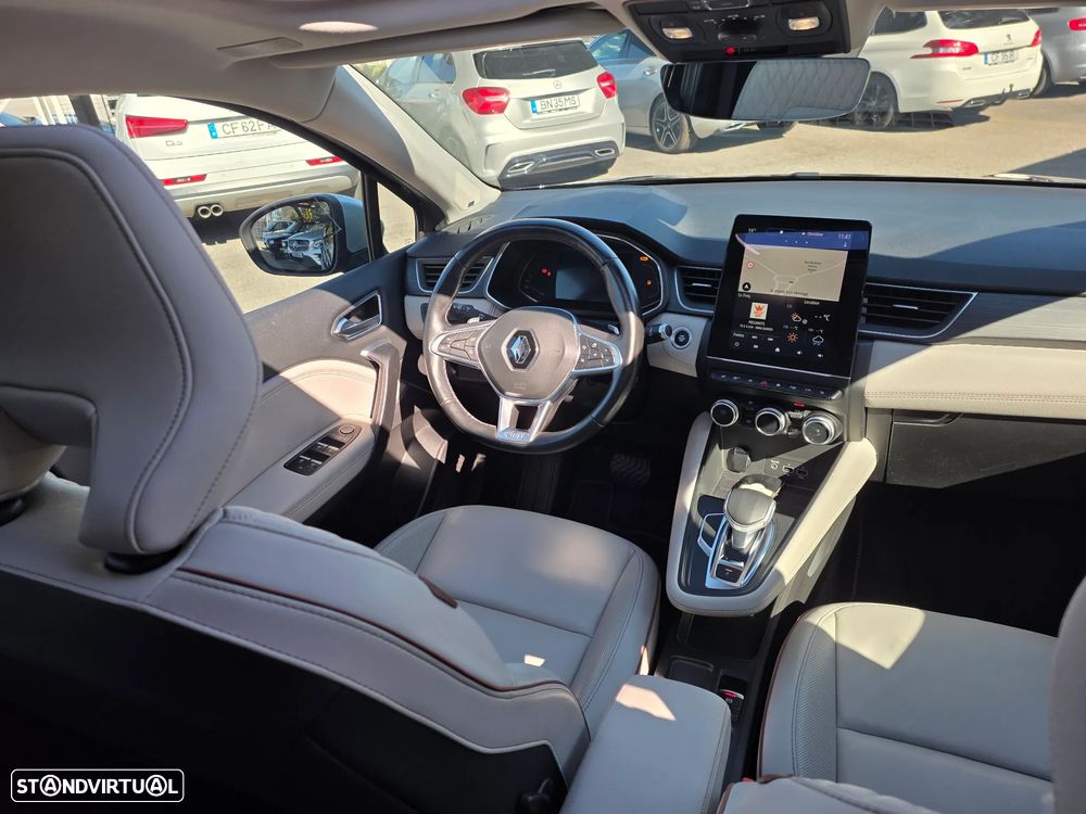 Renault Captur 1.5 dCi Initiale Paris EDC - 4