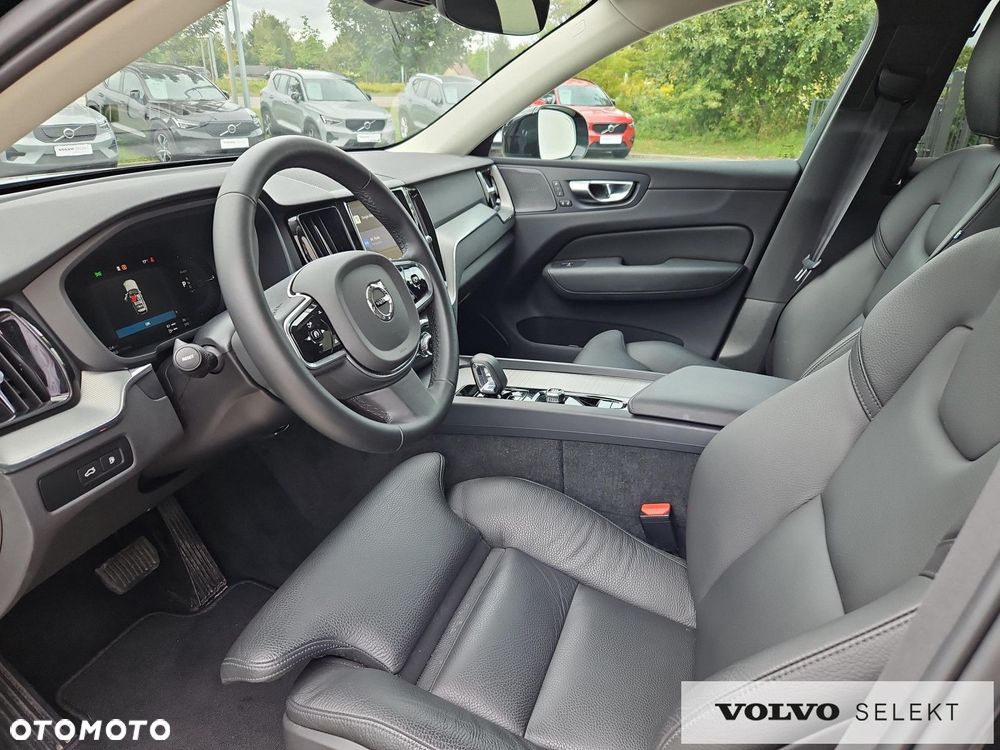 Volvo XC 60 T6 AWD Plus Dark - 10