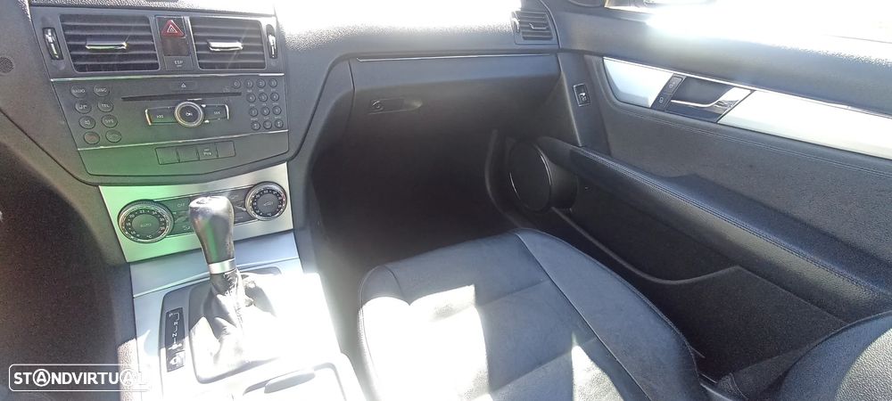 Mercedes-Benz C 220 CDi Avantgarde Aut. - 25