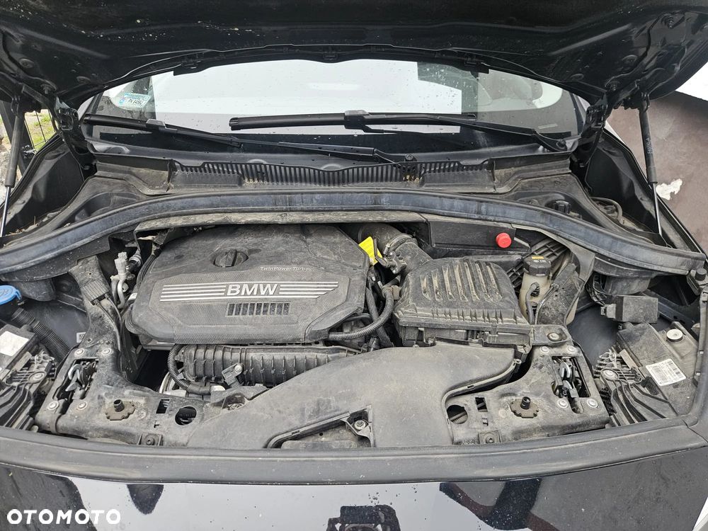 BMW Seria 2 218i - 7