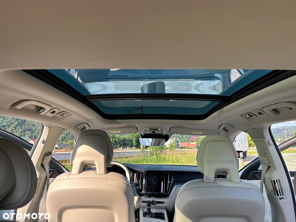 Volvo XC 60 T5 AWD Drive-E Momentum - 22