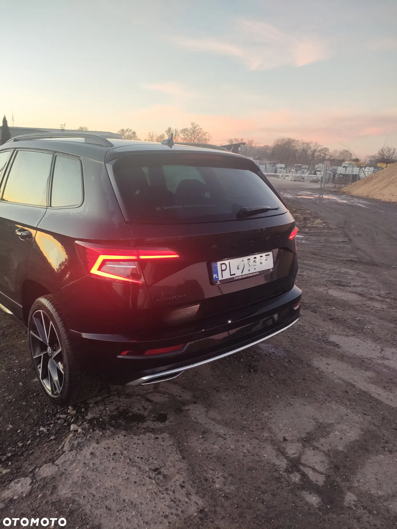 Skoda Karoq 1.5 TSI ACT 4x2 Sportline DSG - 3