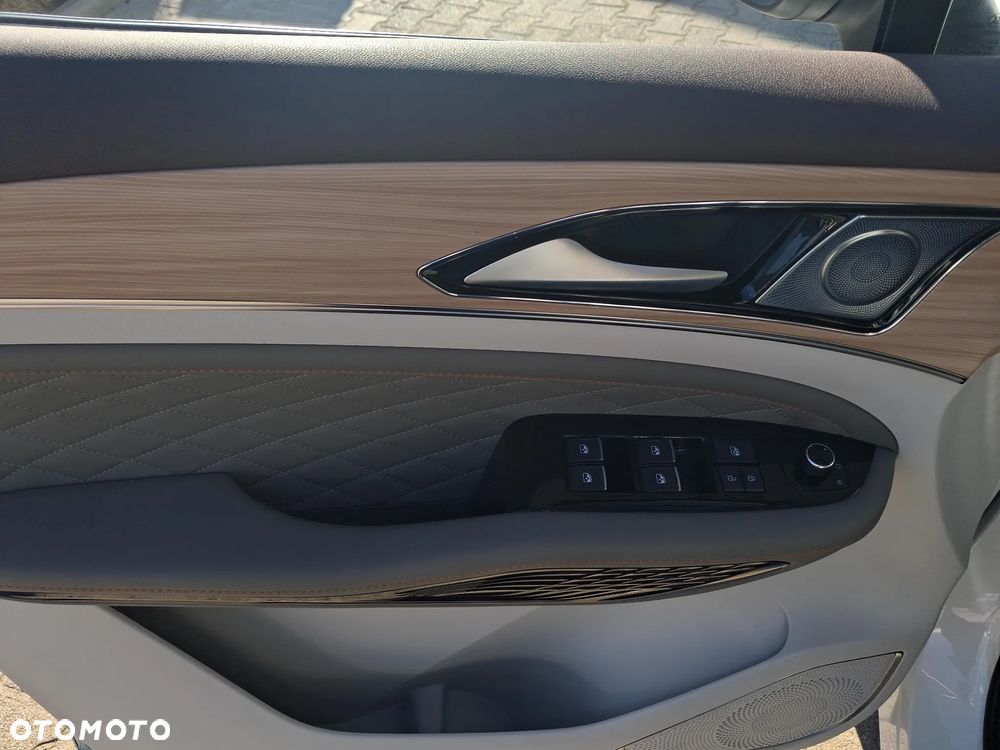 Forthing U Tour - 10