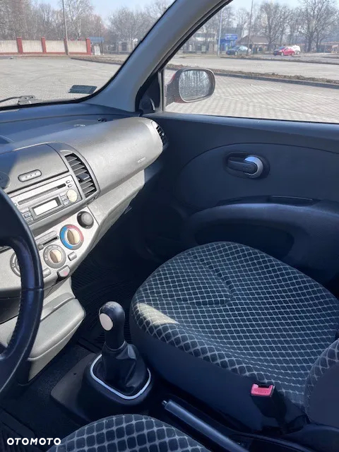 Nissan Micra - 10