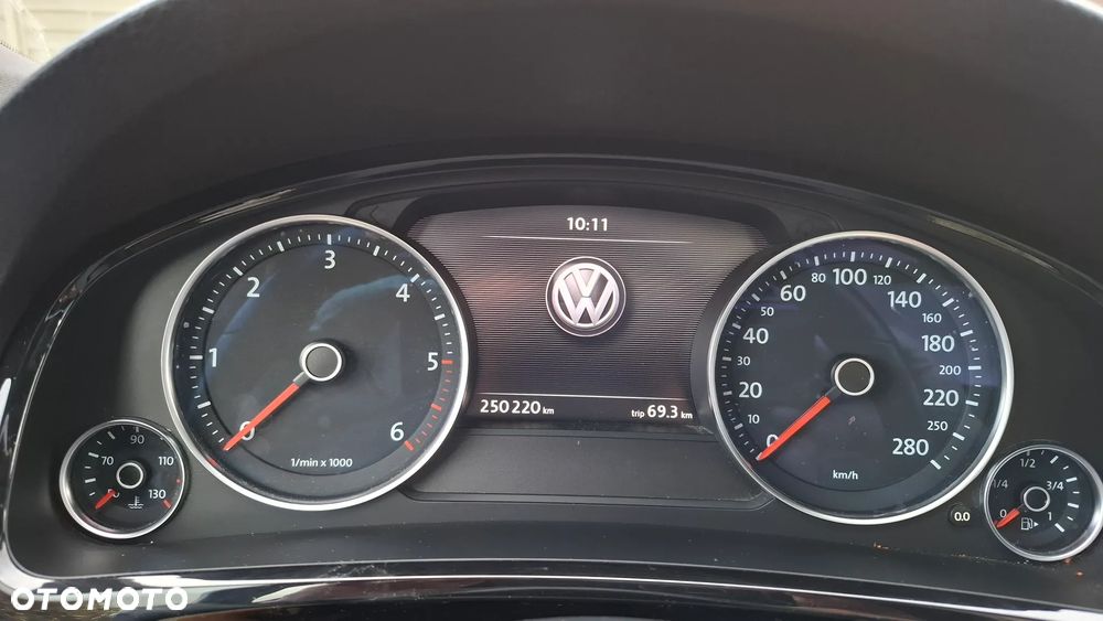 Volkswagen Touareg 3.0 V6 TDI DPF Automatik - 17