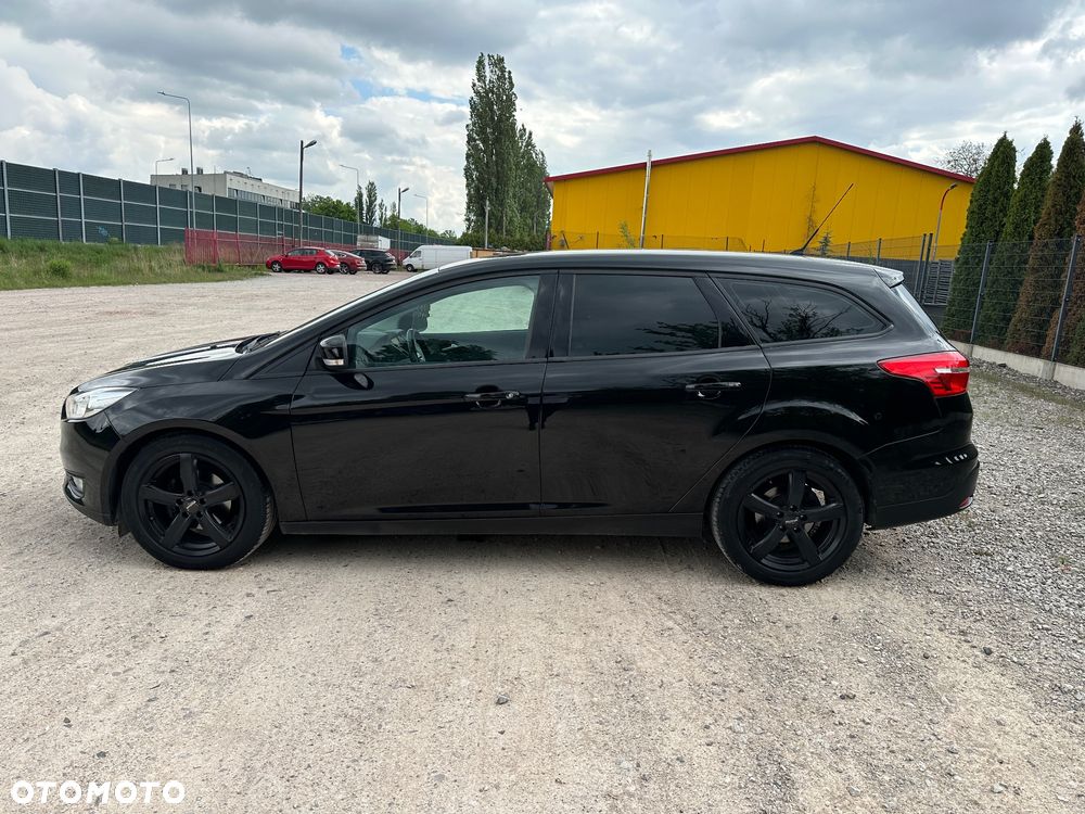 Ford Focus 1.6 TDCi DPF Titanium - 13