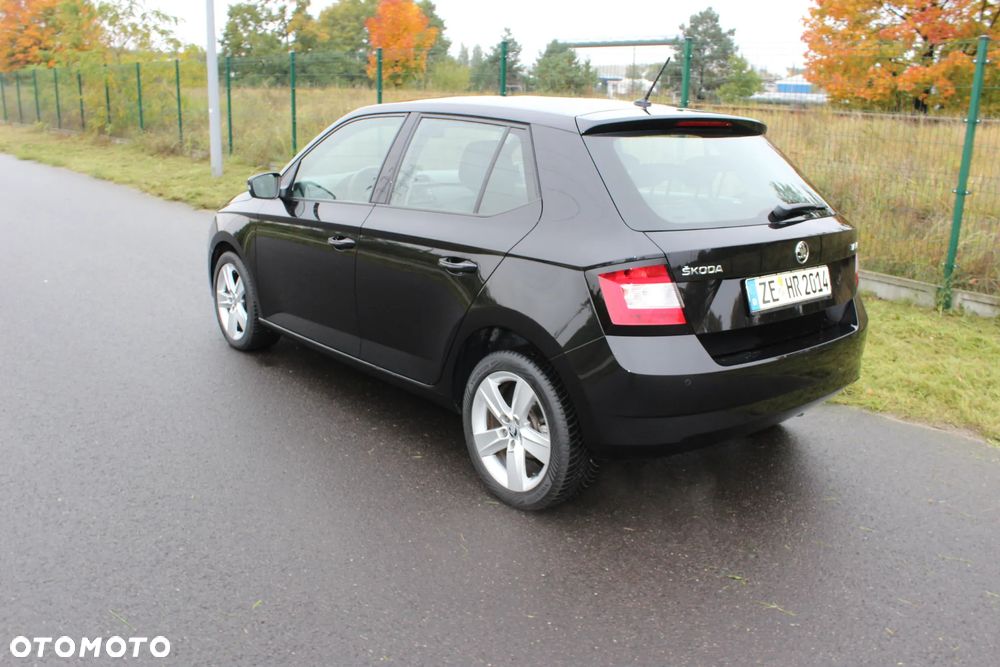 Skoda Fabia 2017 photo 4